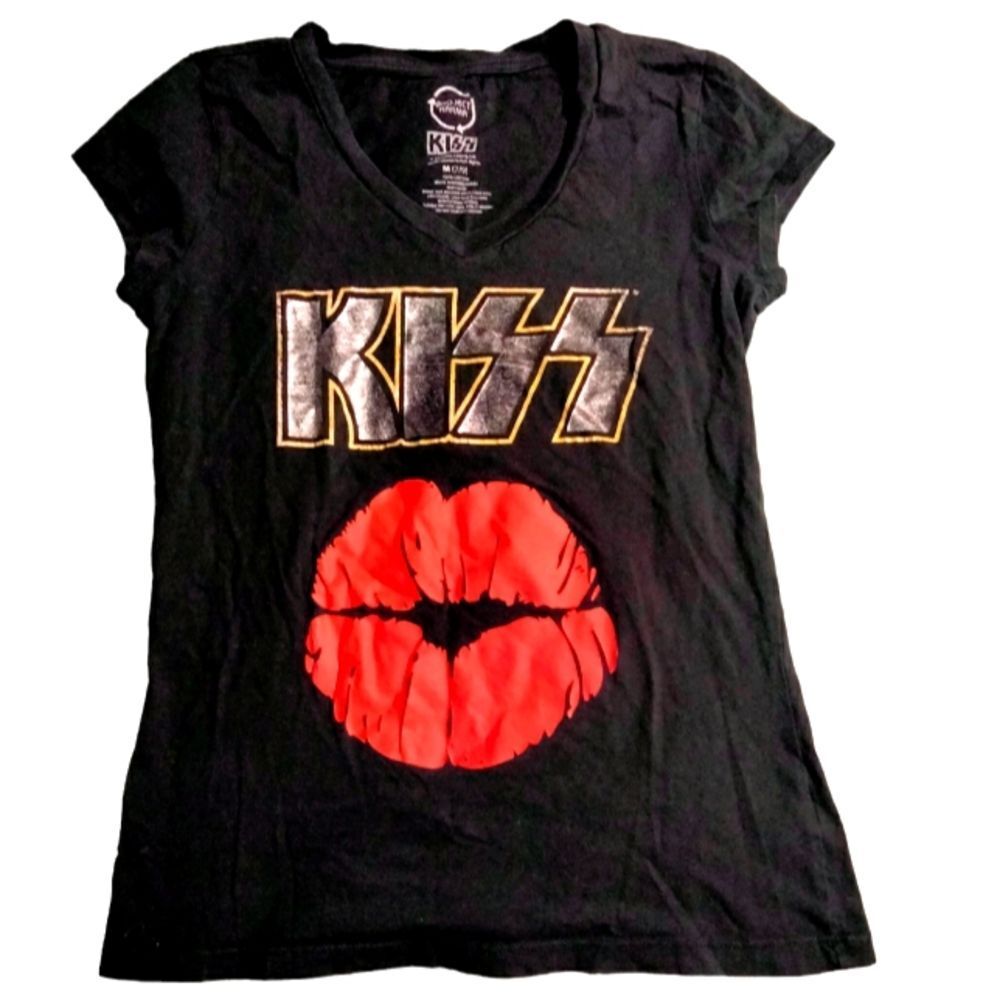 Project Karma Kiss Graphic Tee